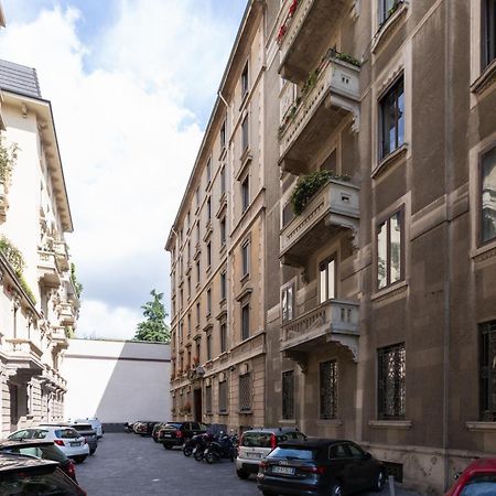 Moscova Cosy Apartment Milan Bagian luar foto