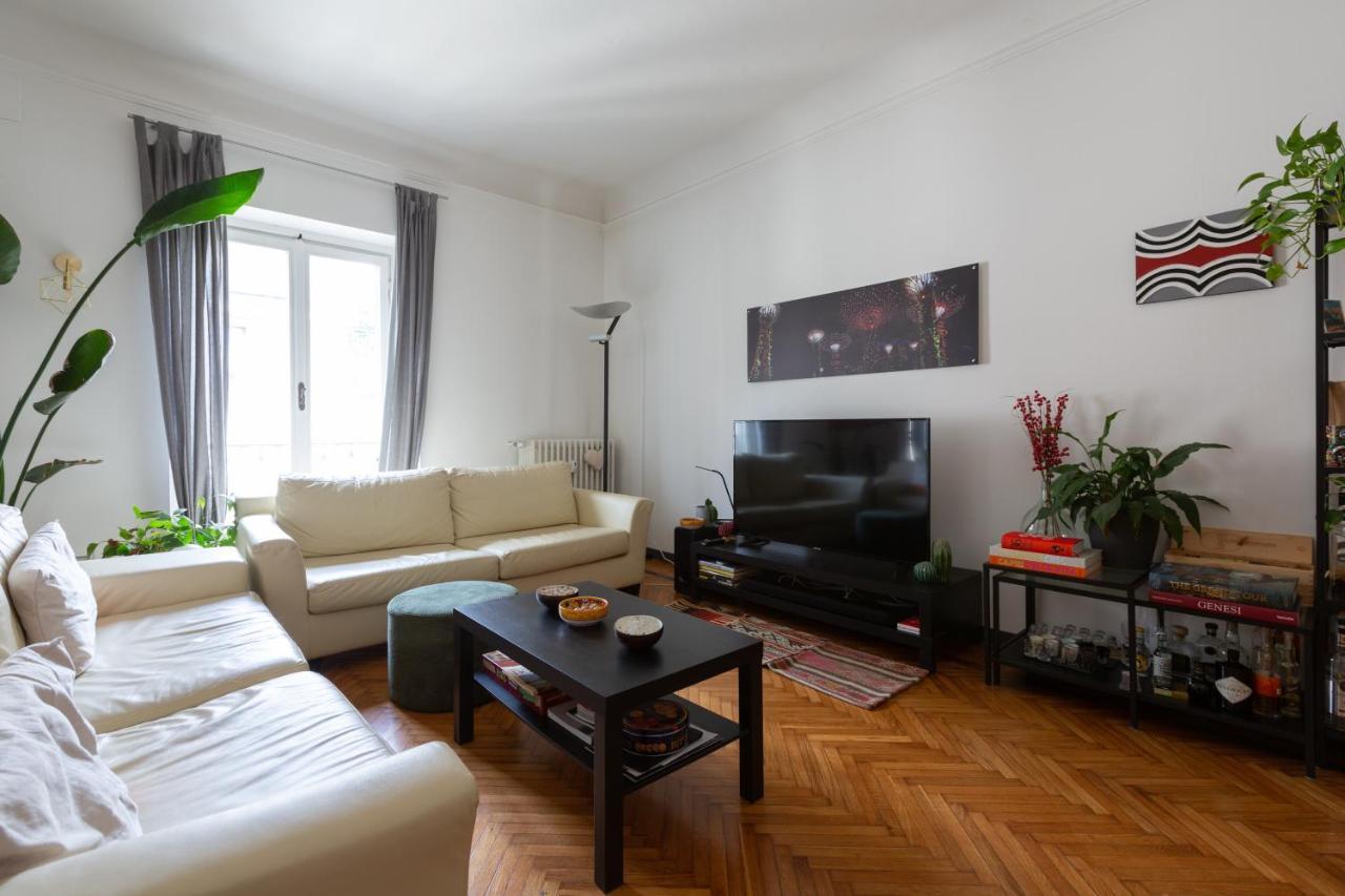 Moscova Cosy Apartment Milan Bagian luar foto