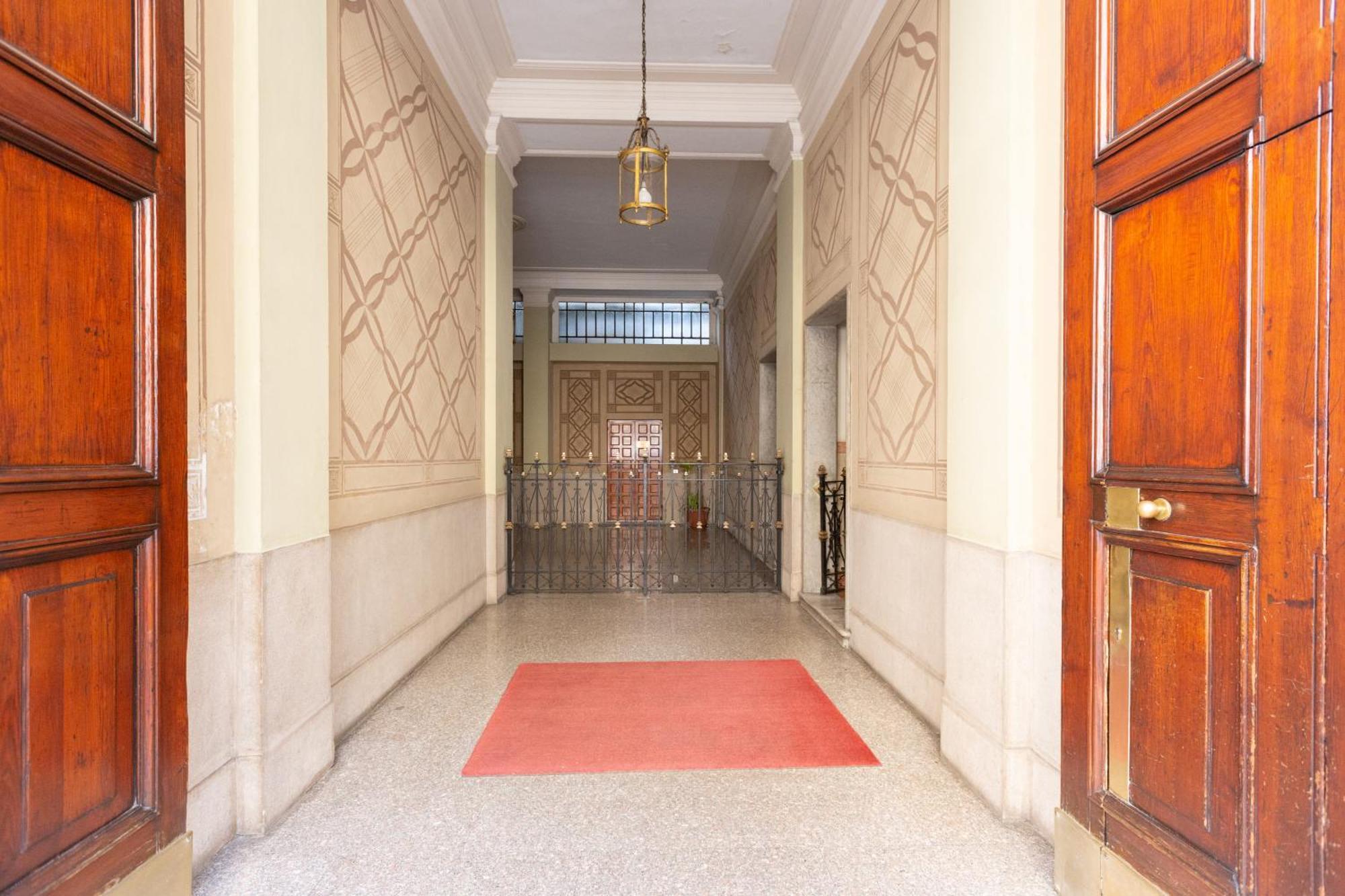 Moscova Cosy Apartment Milan Bagian luar foto
